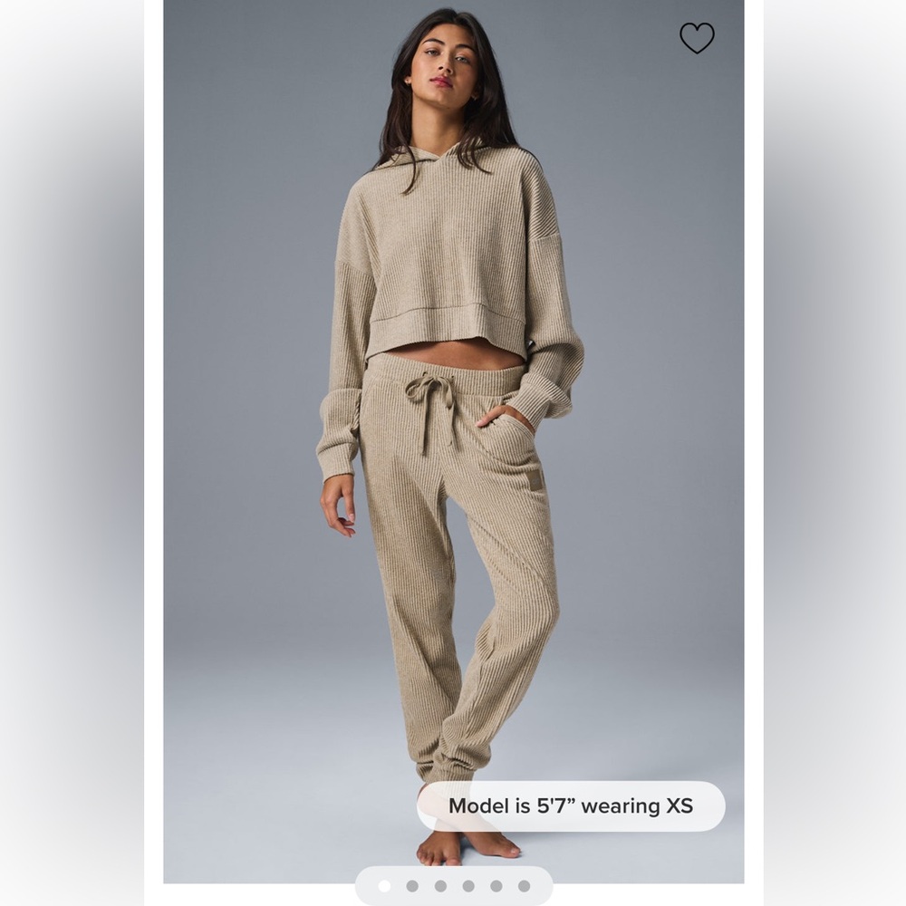MUSE ALO yoga size small sweatpants